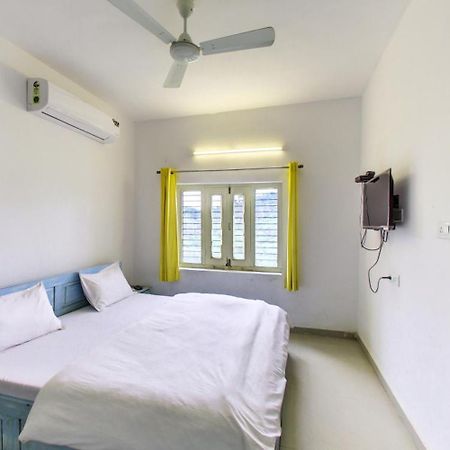 Shikhar Bunglow - A Stunning Valley View Bungalow In Mount Abu Acomodação com café da manhã Exterior foto